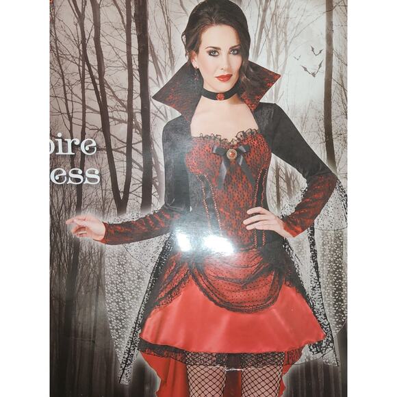 Dark Vampire Mistress - Picture 2 of 4